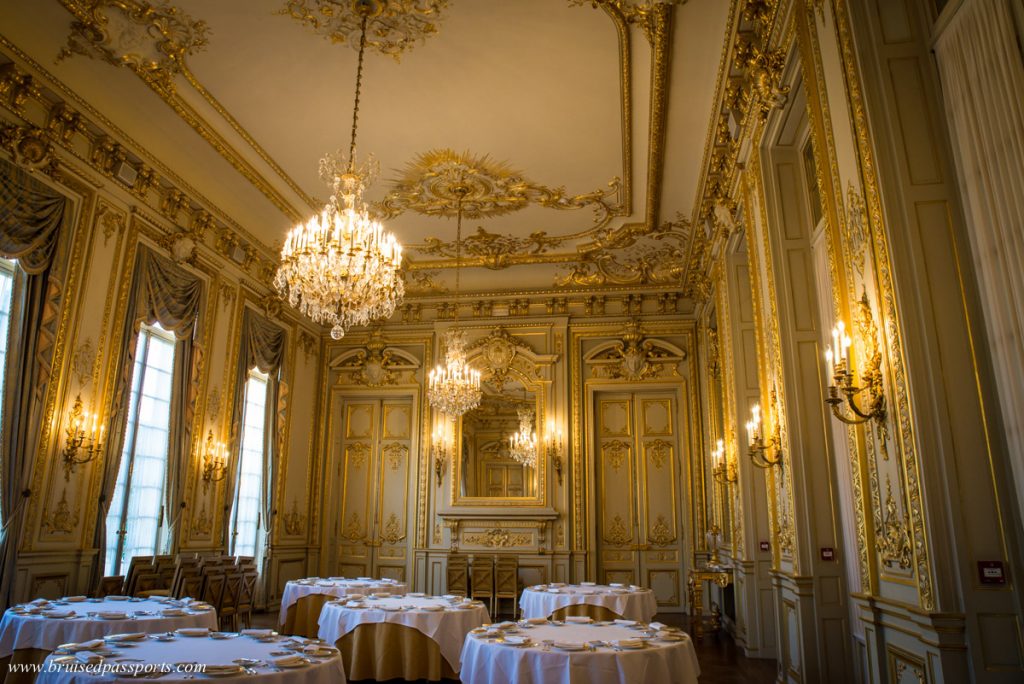 Gorgeous interiors at Shangri-La Paris